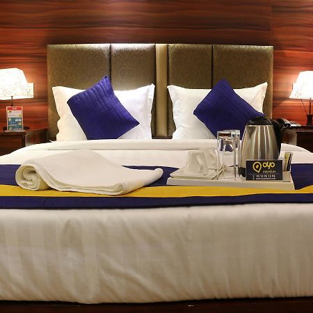 Oyo 662 Hotel Comfotel Calcutta Buitenkant foto