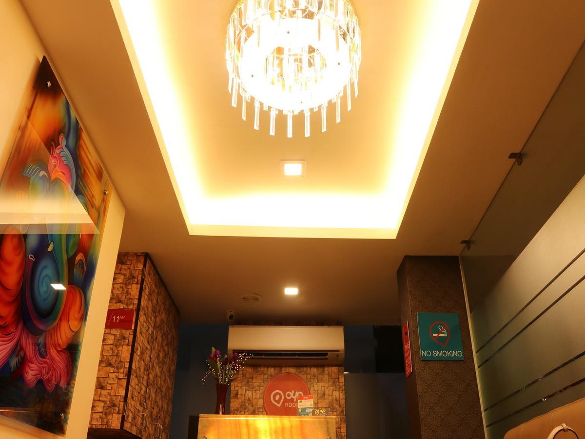 Oyo 662 Hotel Comfotel Calcutta Buitenkant foto
