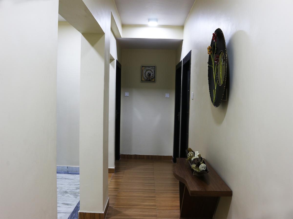 Oyo 662 Hotel Comfotel Calcutta Buitenkant foto