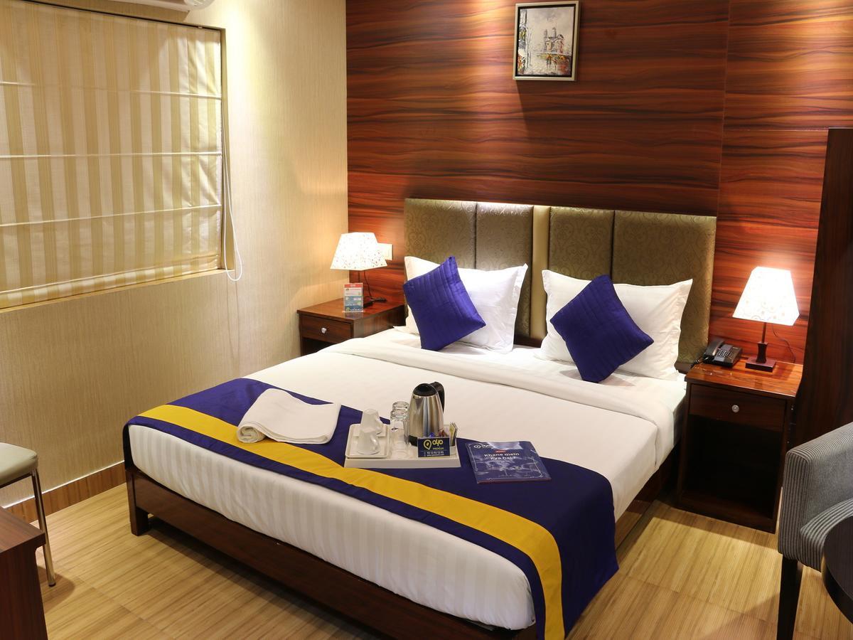 Oyo 662 Hotel Comfotel Calcutta Buitenkant foto