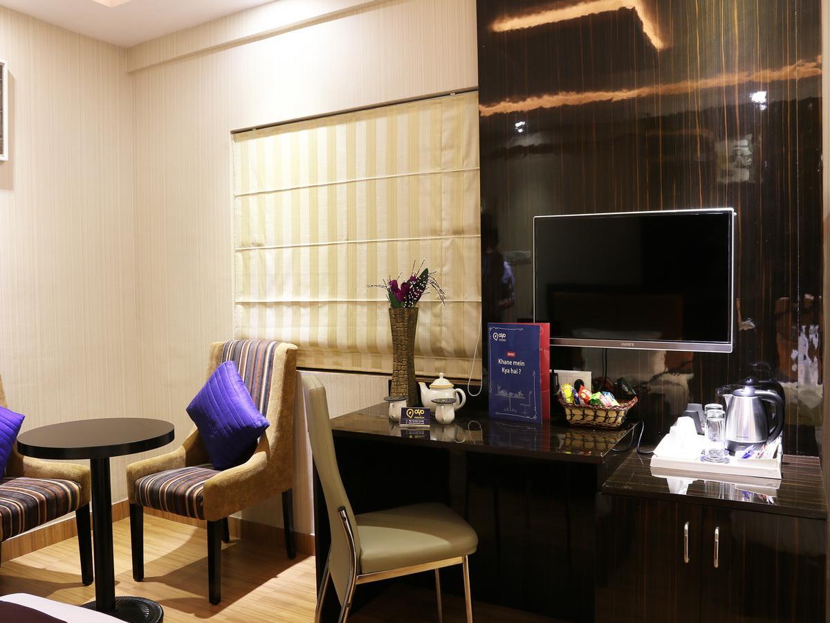Oyo 662 Hotel Comfotel Calcutta Buitenkant foto